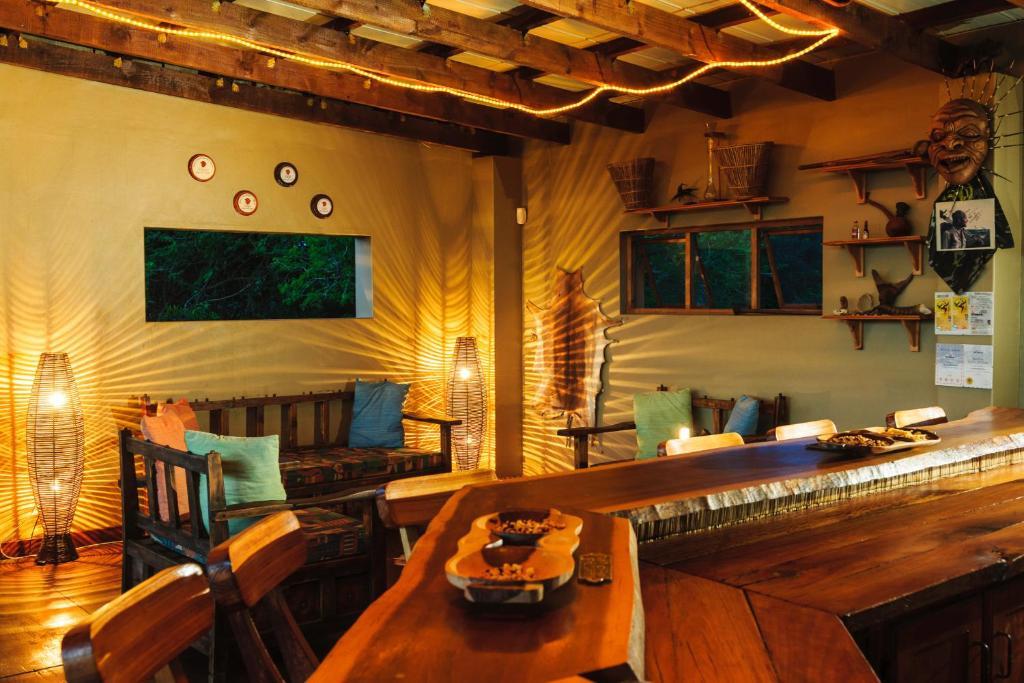 Umkhumbi Lodge Hluhluwe Eksteriør bilde