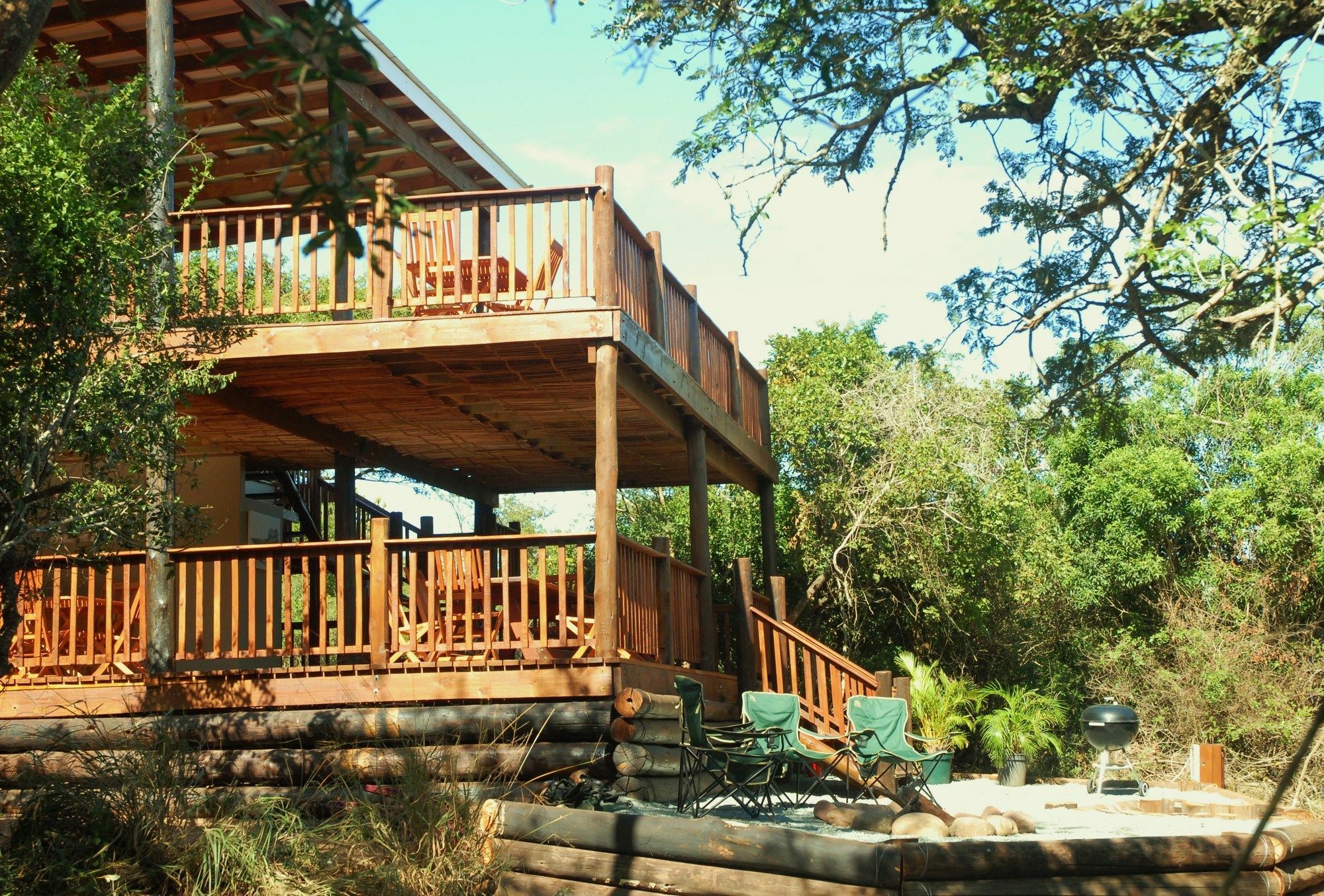 Umkhumbi Lodge Hluhluwe Eksteriør bilde