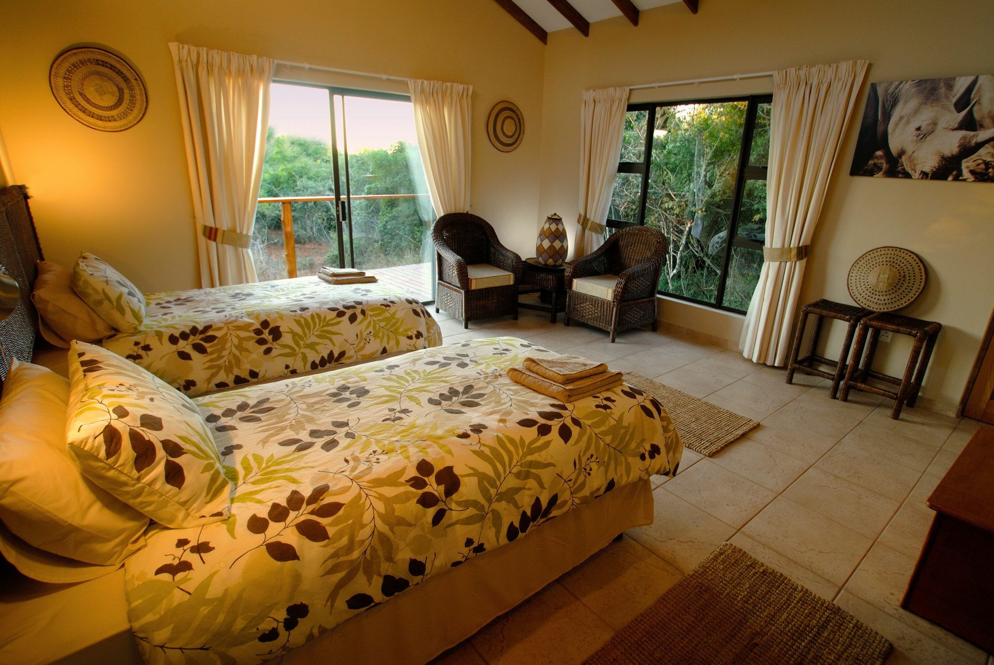 Umkhumbi Lodge Hluhluwe Eksteriør bilde