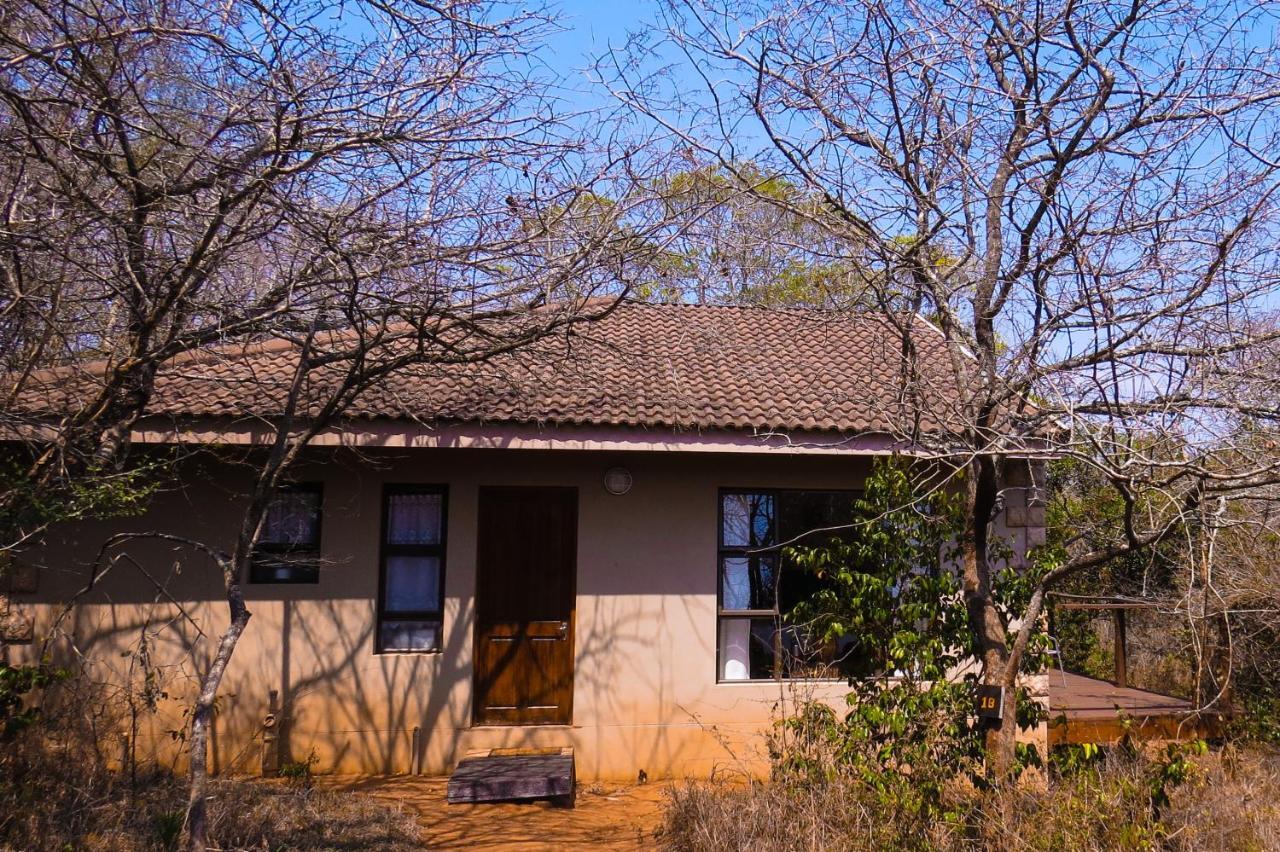 Umkhumbi Lodge Hluhluwe Eksteriør bilde